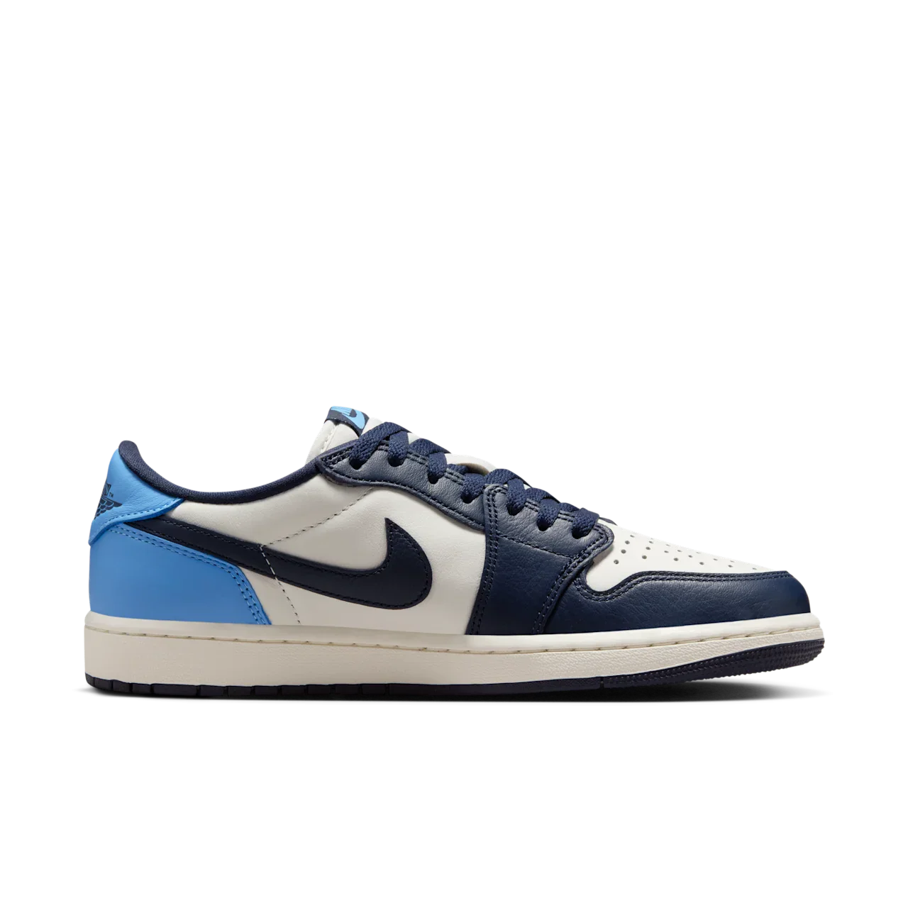 Air Jordan 1 Low OG Obsidian UNC
