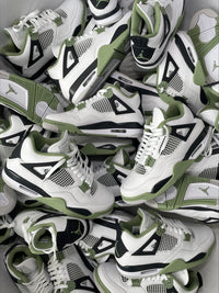 AIR JORDAN 4